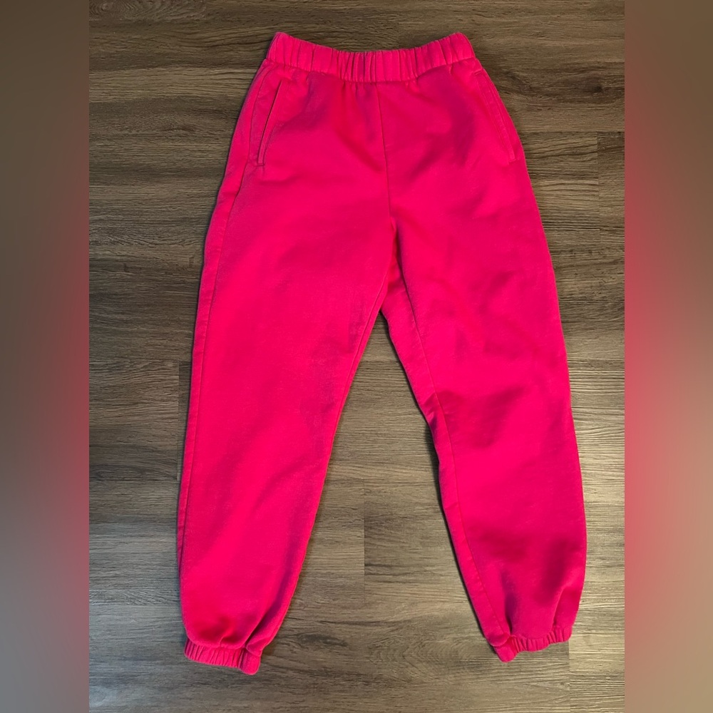 GAP women sweatpants Pink size small